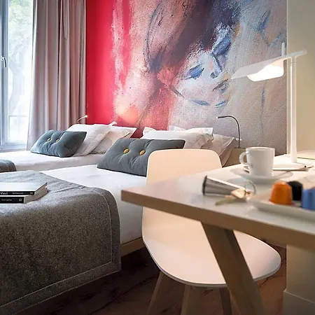 Max Hotel 3*