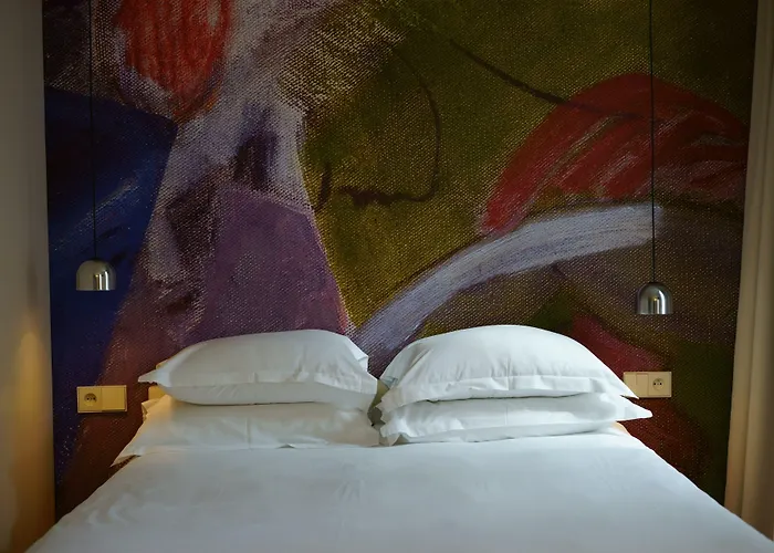 Max Hotel 3*