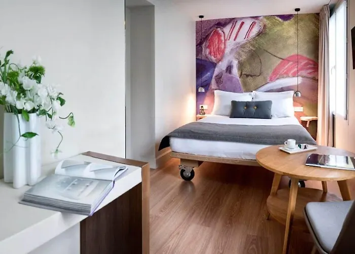 Max Hotel