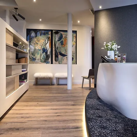 ماكس 3* باريس