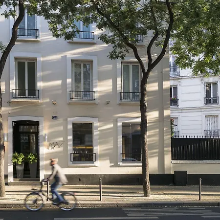 ماكس 3* باريس