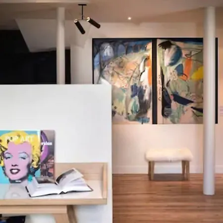 ماكس فندق باريس