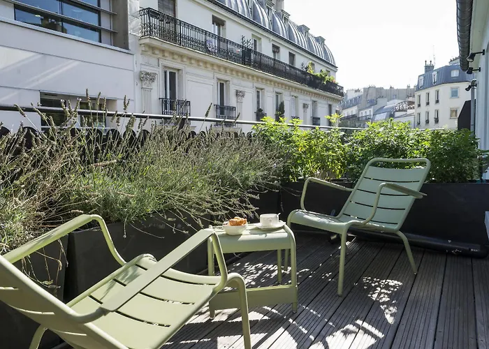 マックス 3* パリ